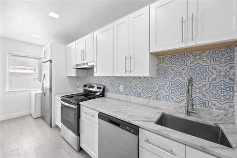 412 SE 16th St, Fort Lauderdale, FL 33316