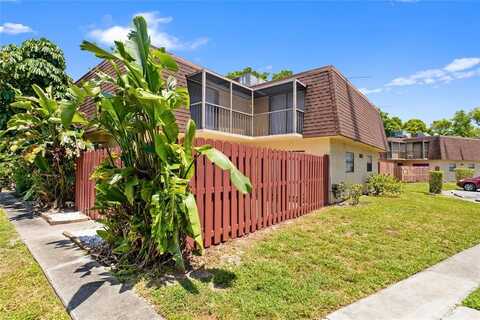 5822 Swordfish Ct, Tamarac, FL 33319