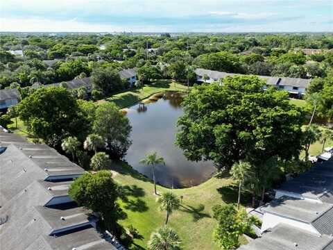 3264 Carambola Cir, Coconut Creek, FL 33066