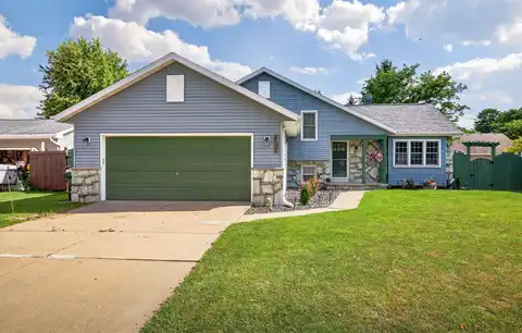 731 WOODSVIEW Lane, KIMBERLY, WI 54136