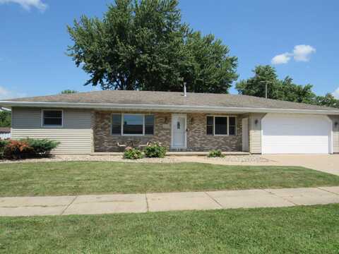 212 LILAC Lane, LITTLE CHUTE, WI 54140
