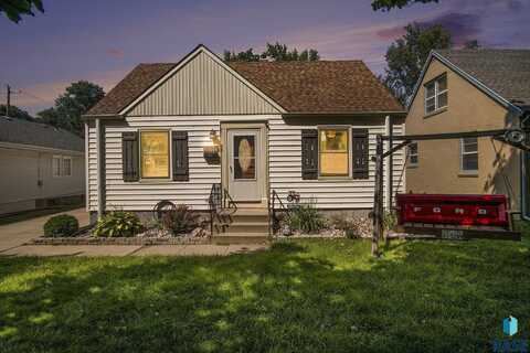 1016 W 7 St, Sioux Falls, SD 57104