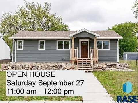 105 W Kluckholm St, Montrose, SD 57048