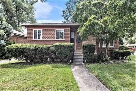 21340 KENOSHA Street, Oak Park, MI 48237