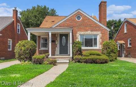 15549 Collinson Avenue, Eastpointe, MI 48021