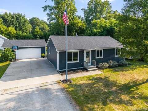 3915 Krafft Road, Fort Gratiot, MI 48059
