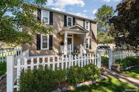 303 CABINET Street, Milford, MI 48381