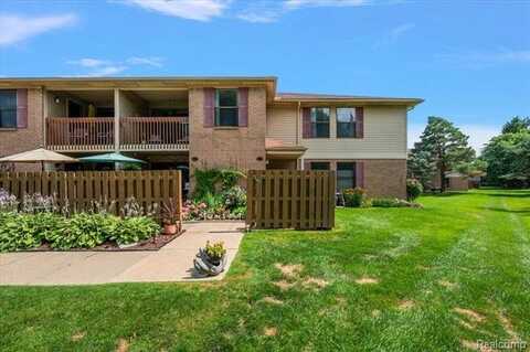 19227 Surrey Lane, Northville, MI 48167
