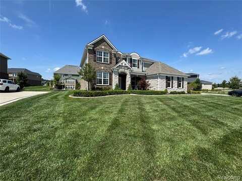 3558 Kingsdale Boulevard, Lake Orion, MI 48360