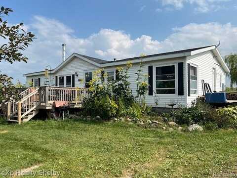 8652 Peck Road, Marlette, MI 48453
