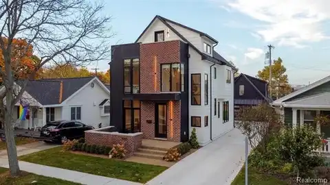1135 CHAPIN Avenue, Birmingham, MI 48009