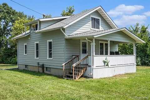 10262 Grand Blanc Road, Gaines, MI 48436