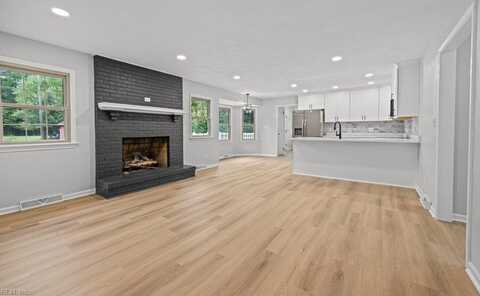 3708 Douglas Road, Chesapeake, VA 23322
