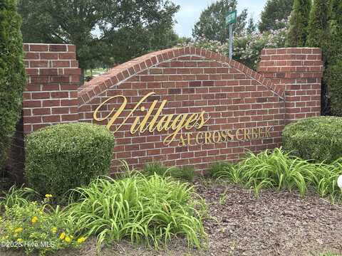 117-121 Savannah Circle N, Roanoke Rapids, NC 27870