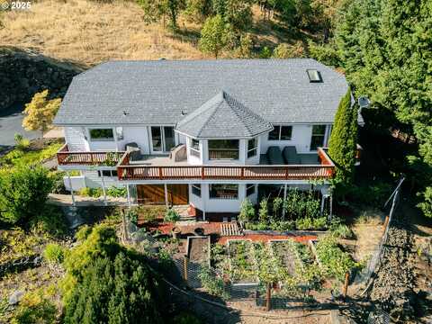 2839 NW KLINE ST, Roseburg, OR 97471