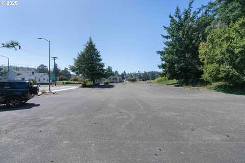 790 COMMERCIAL AVE, Coos Bay, OR 97420