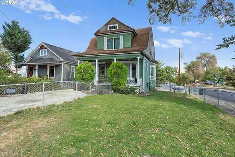 531 E 8TH ST, The Dalles, OR 97058