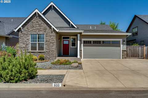 933 LORELLA AVE, Eugene, OR 97401