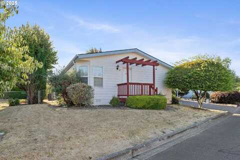 655 NE BURNETT RD, McMinnville, OR 97128