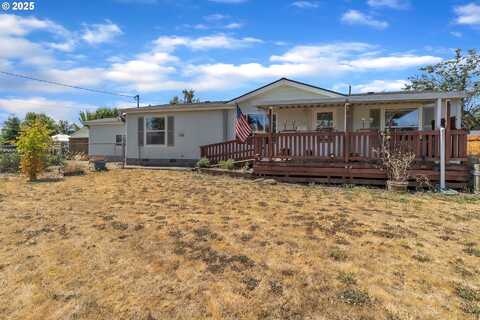 220 NE HILL ST, Sheridan, OR 97378