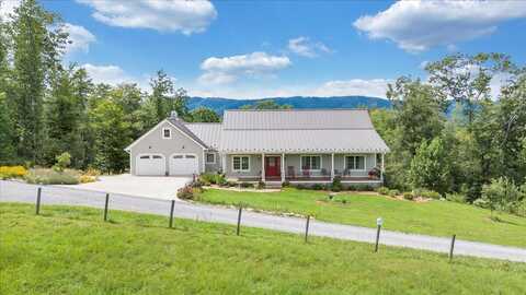 278 Woodwinds RD, Callaway, VA 24067