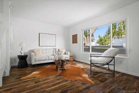 9404 Carlton Oaks Dr unit: D, Santee, CA 92071