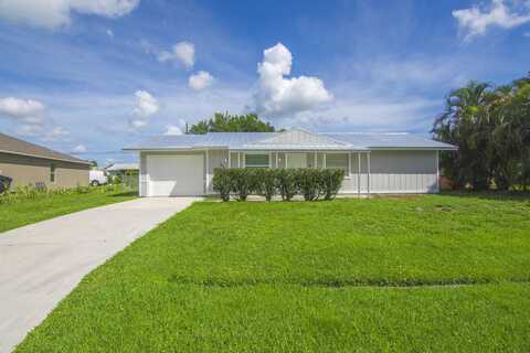 571 SW Comet Terrace, Port Saint Lucie, FL 34953