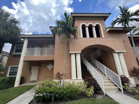 8258 Mulligan Circle, Saint Lucie West, FL 34986