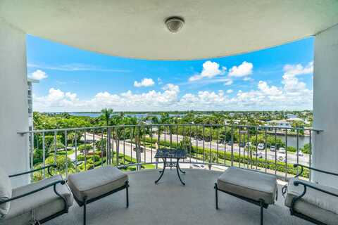 2295 S Ocean Boulevard, Palm Beach, FL 33480