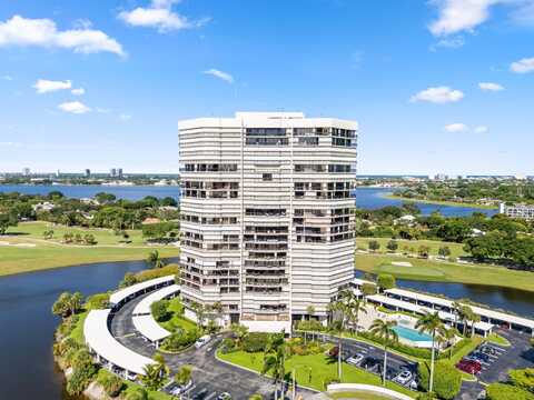 1900 Consulate Place, West Palm Beach, FL 33401
