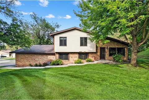 1095 Weston Lane N, Plymouth, MN 55447