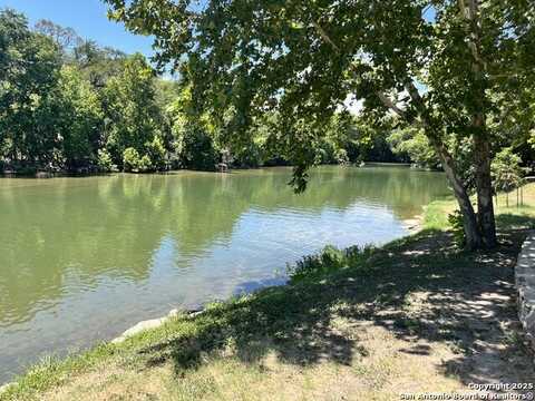 1210 hillcrest, New Braunfels, TX 78130