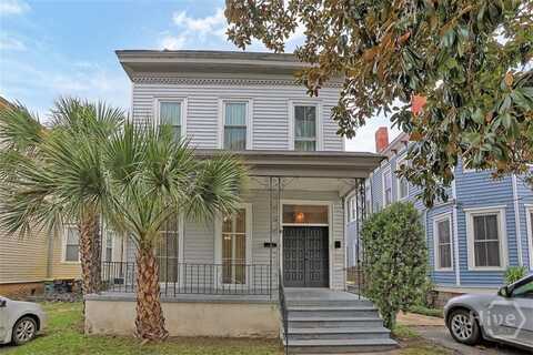 111 E 39th Street, Savannah, GA 31401
