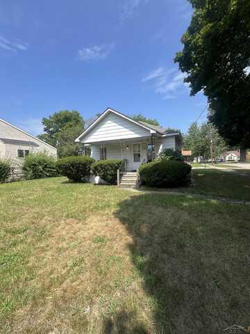 1802 Marquette, Saginaw, MI 48602