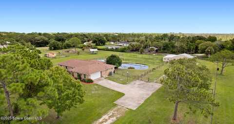 2175 Lacourt Lane, Malabar, FL 32950