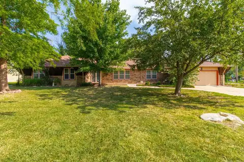 7926 E Killarney, Wichita, KS 67206