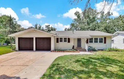 2631 N Pershing St, Wichita, KS 67220
