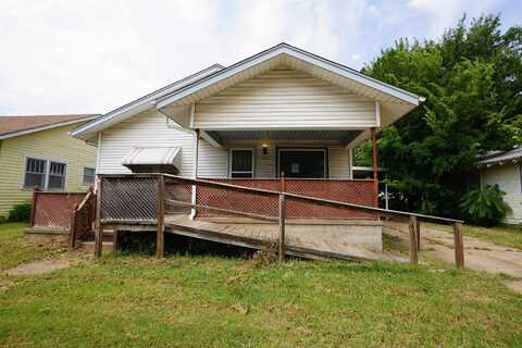 111 E 15th, Wellington, KS 67152