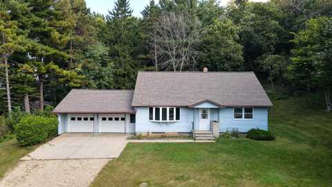3317 Airport Road, Cross Plains, WI 53528