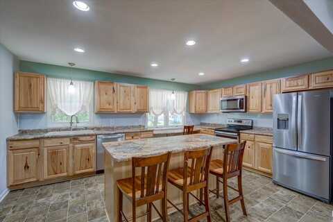 1317 Debra Lane, Madison, WI 53704