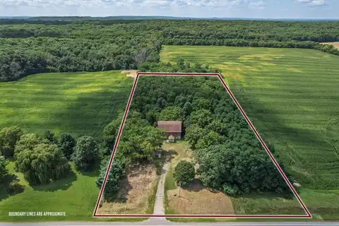 S3395 County Road A Road, Baraboo, WI 53913