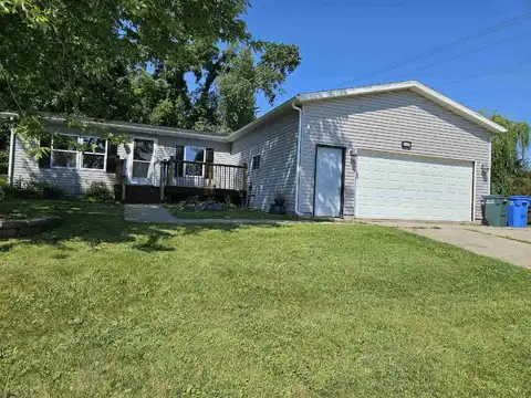 1400 Evergreen Drive, Baraboo, WI 53913