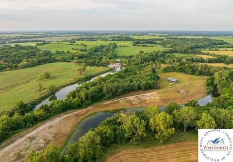 67 NW 1001, Clinton, MO 64735