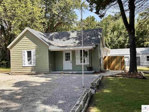 713 E Lincoln, Clinton, MO 64735