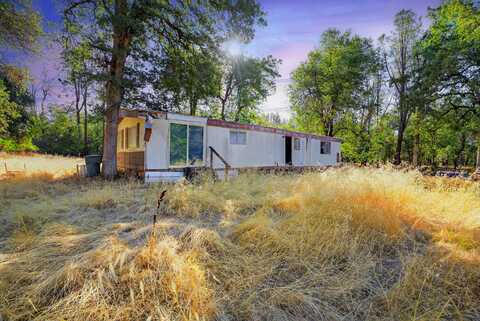 3130 Lakey Lane, Redding, CA 96003