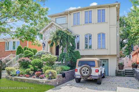 182 Benedict Avenue, Staten Island, NY 10314