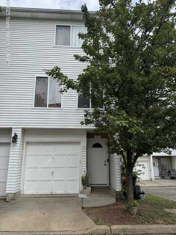 49 Jamie Lane, Staten Island, NY 10312
