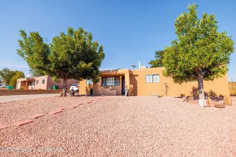 3900 SIERRA VISTA Drive, Farmington, NM 87402