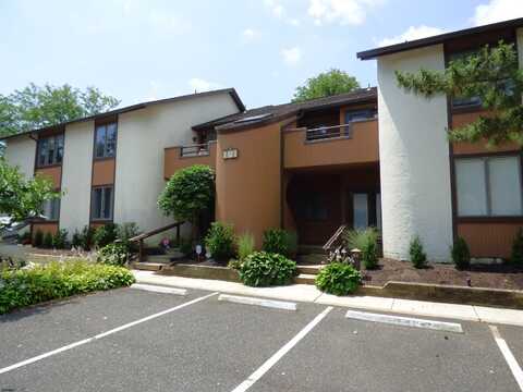 8 Dolphin Ct, Ocean City, NJ 08226