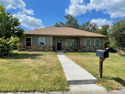 805 W 1st Street, Lampasas, TX 76550